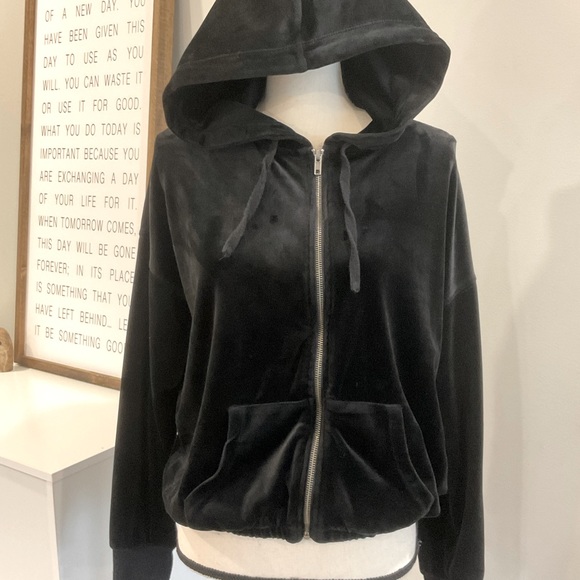 Pink Republic Cropped Velour Zip-Up Hoodie, black, size Large
